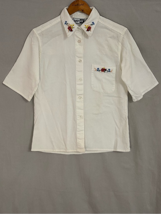 krazy kat Tops - krazy kat White SS Button-Down Shirt with Multicolor Floral Embroidery Accents-S